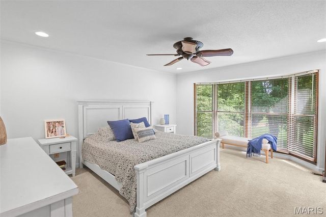 342 Oak Hill Drive, Belleville, IL 62223