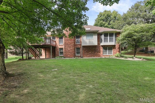 342 Oak Hill Drive, Belleville, IL 62223
