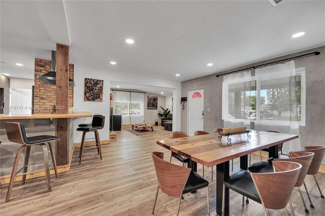 9000 NW 12th Ave, Miami, FL 33150