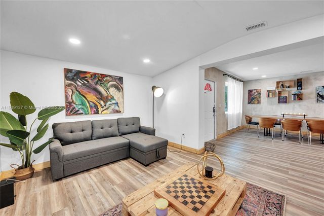 9000 NW 12th Ave, Miami, FL 33150