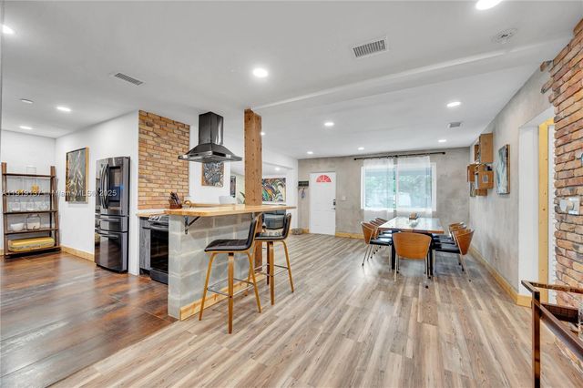 9000 NW 12th Ave, Miami, FL 33150