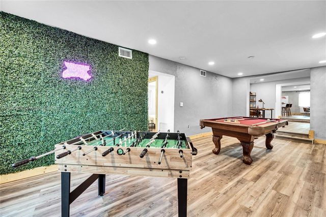 9000 NW 12th Ave, Miami, FL 33150