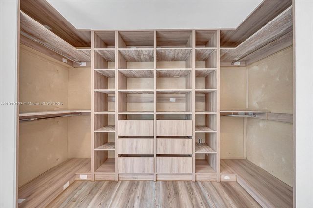 9000 NW 12th Ave, Miami, FL 33150