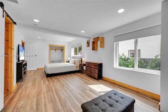 9000 NW 12th Ave, Miami, FL 33150