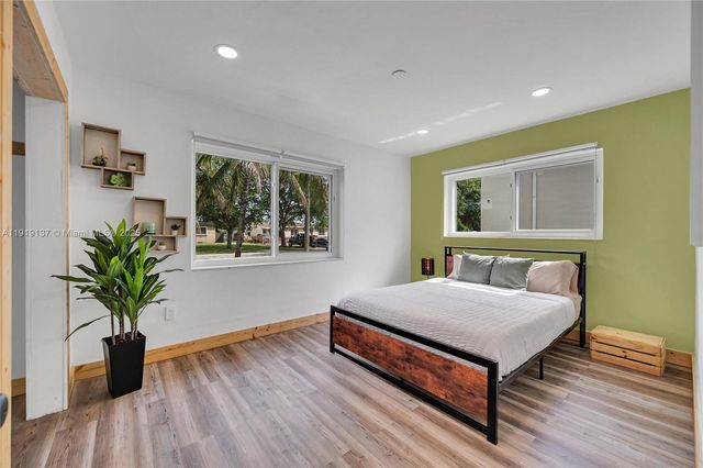 9000 NW 12th Ave, Miami, FL 33150