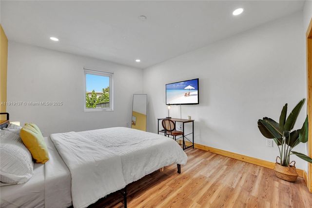 9000 NW 12th Ave, Miami, FL 33150