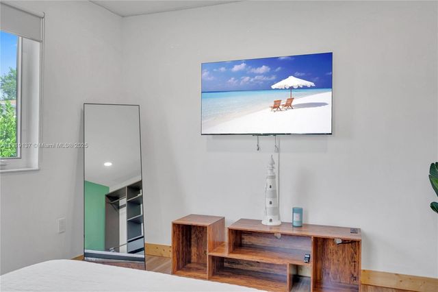 9000 NW 12th Ave, Miami, FL 33150