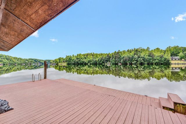 Lot 10 Red Barn LN, Wirtz, VA 24184