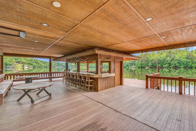 Lot 10 Red Barn LN, Wirtz, VA 24184