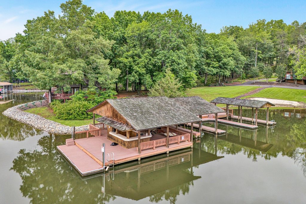 Lot 10 Red Barn LN, Wirtz, VA 24184