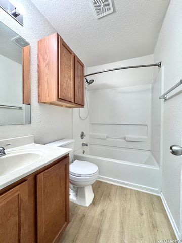 8214 DERBY VIS, Schertz, TX 78154