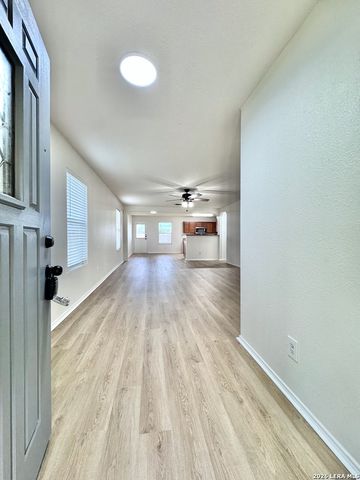 8214 DERBY VIS, Schertz, TX 78154