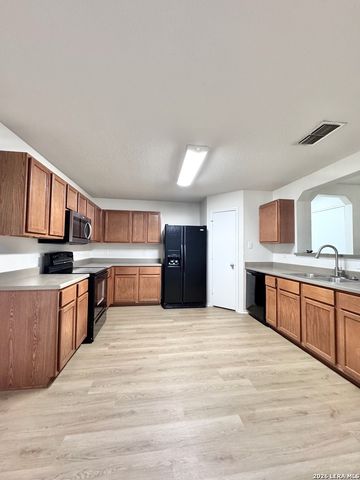 8214 DERBY VIS, Schertz, TX 78154