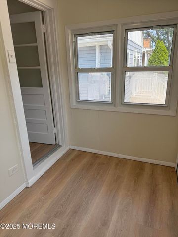 103 Seabreeze Way 2, Keansburg, NJ 07734