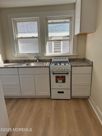 103 Seabreeze Way 2, Keansburg, NJ 07734