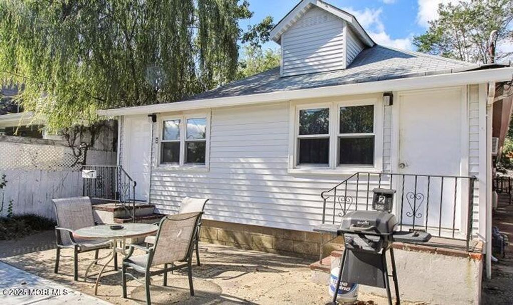 103 Seabreeze Way 2, Keansburg, NJ 07734