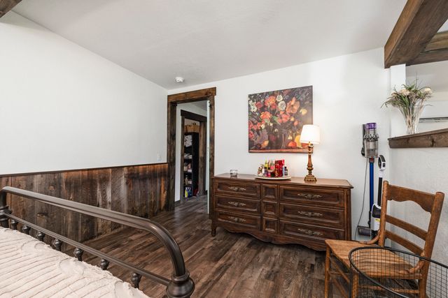 1933 Maple Street, Hollister, MO 65672