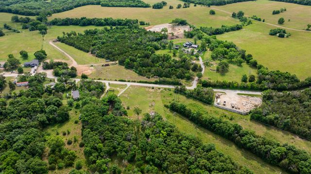 1933 Maple Street, Hollister, MO 65672