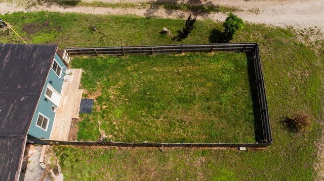 1933 Maple Street, Hollister, MO 65672
