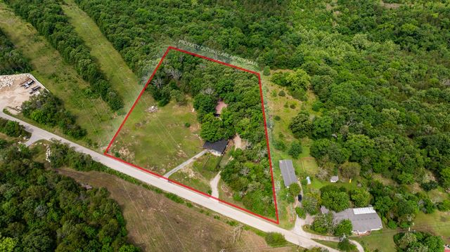 1933 Maple Street, Hollister, MO 65672