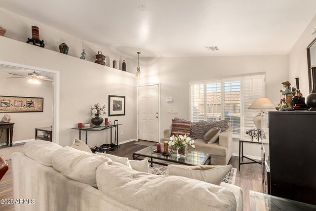 10447 E DIAMOND Avenue, Mesa, AZ 85208