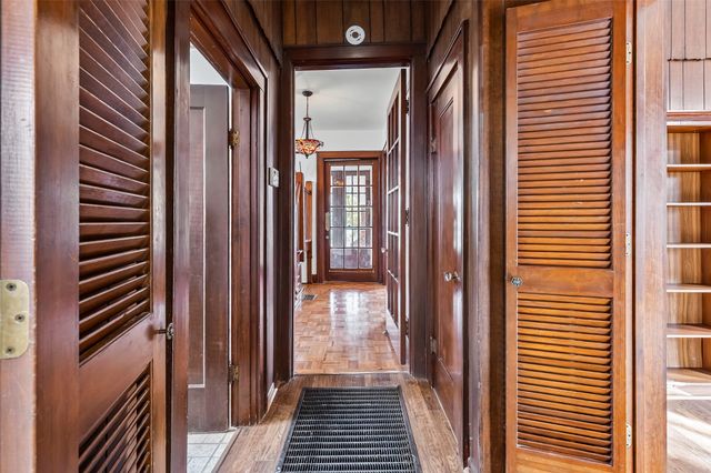 2203 Walworth Street, Greenville, TX 75401