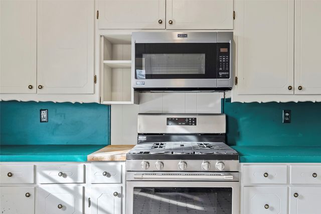 2203 Walworth Street, Greenville, TX 75401