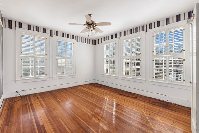 2203 Walworth Street, Greenville, TX 75401