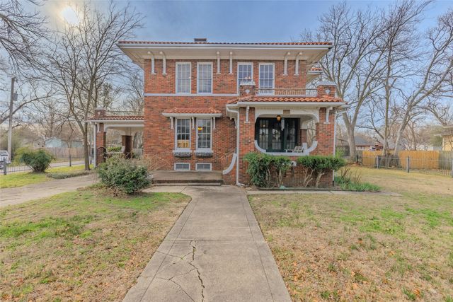 2203 Walworth Street, Greenville, TX 75401