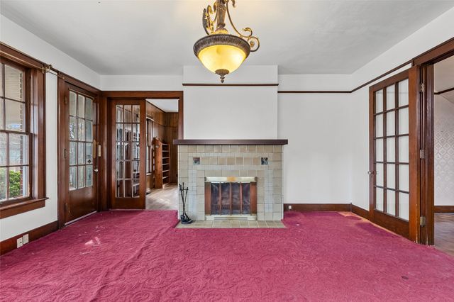 2203 Walworth Street, Greenville, TX 75401