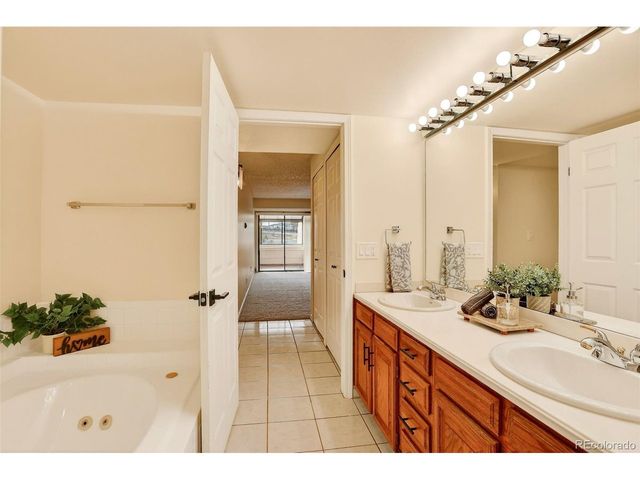 7000 E Quincy Ave A-302, Denver, CO 80237