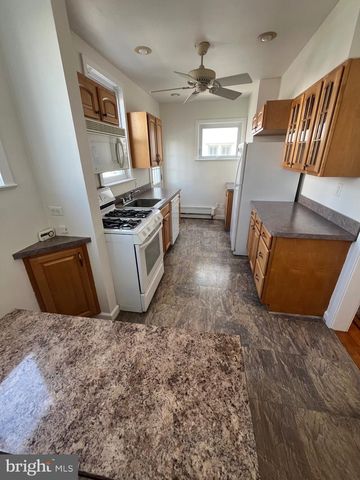 4021 DAYTON RD, Drexel Hill, PA 19026