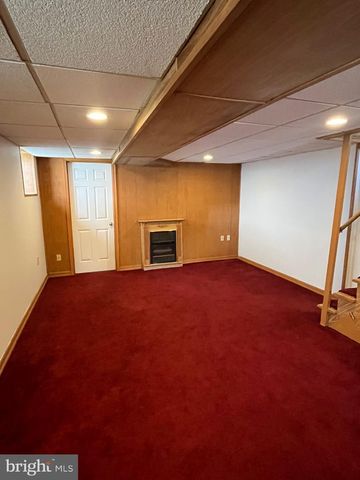 4021 DAYTON RD, Drexel Hill, PA 19026