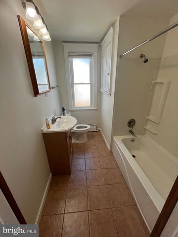 4021 DAYTON RD, Drexel Hill, PA 19026