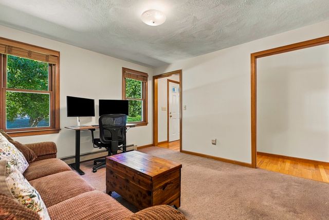 4 Florence Cir, Upton, MA 01568