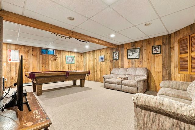 4 Florence Cir, Upton, MA 01568