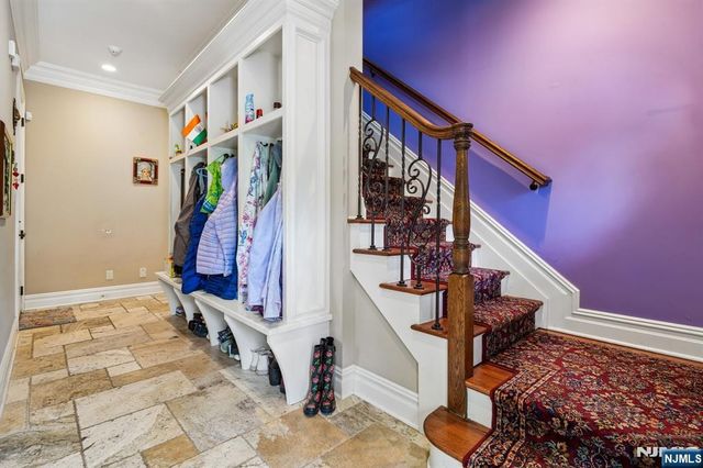 35 Echo Ridge Road, Upper Saddle River, NJ 07458