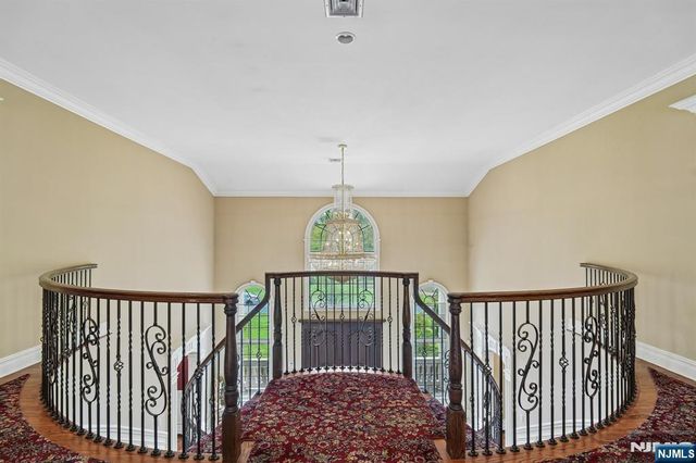 35 Echo Ridge Road, Upper Saddle River, NJ 07458