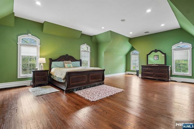 35 Echo Ridge Road, Upper Saddle River, NJ 07458