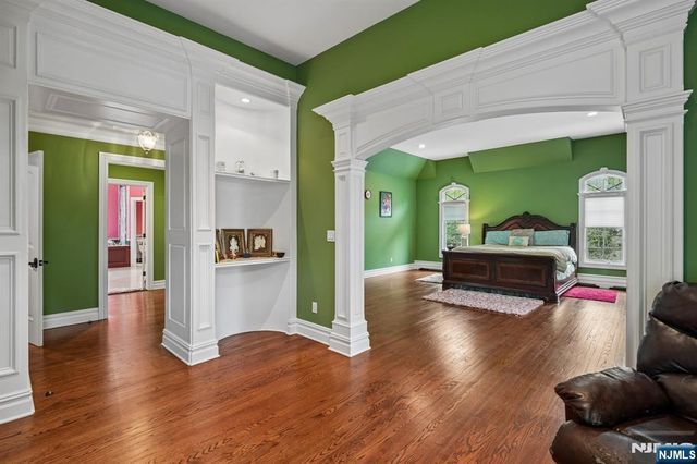 35 Echo Ridge Road, Upper Saddle River, NJ 07458