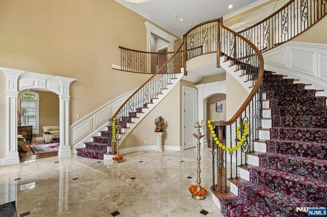 35 Echo Ridge Road, Upper Saddle River, NJ 07458
