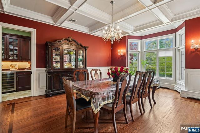 35 Echo Ridge Road, Upper Saddle River, NJ 07458