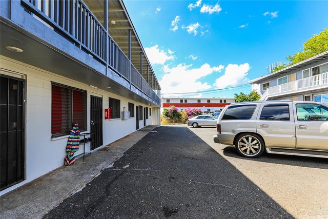 94-246 Aniani Place, Waipahu, HI 96797