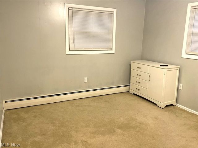 9584 Kinsman Road, Novelty, OH 44072