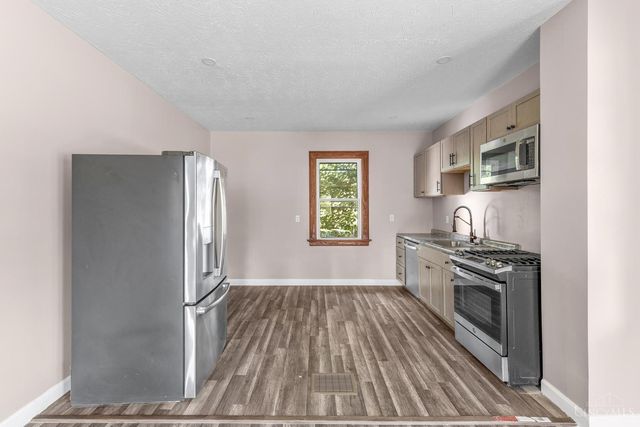 7227 Plainfield Road, Deer Park, OH 45236