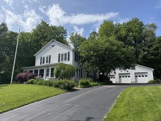 28 Cascade Street, Essex Junction, VT 05452