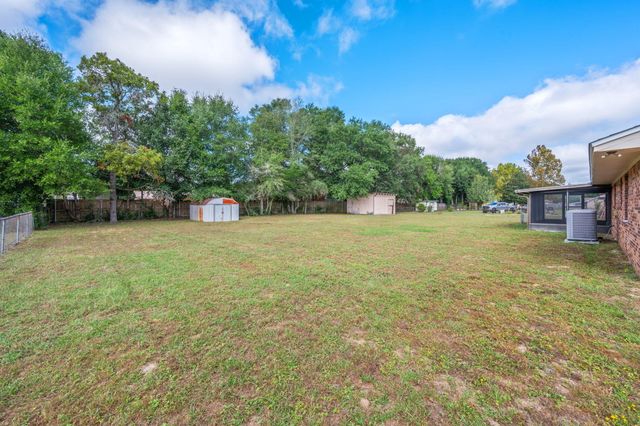 5356 Constitution Road, Crestview, FL 32539