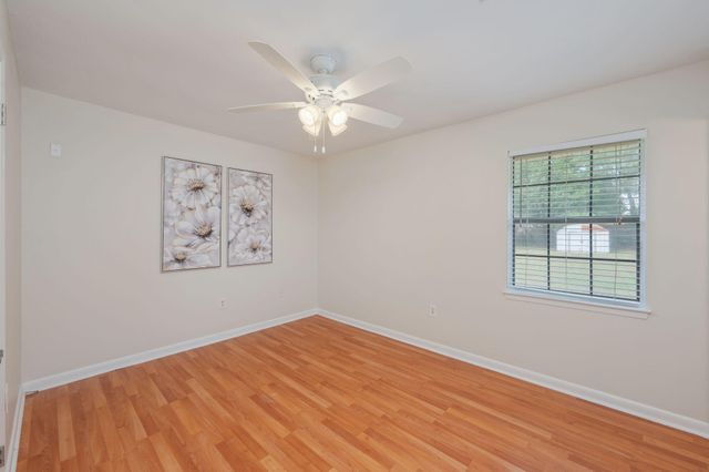 5356 Constitution Road, Crestview, FL 32539