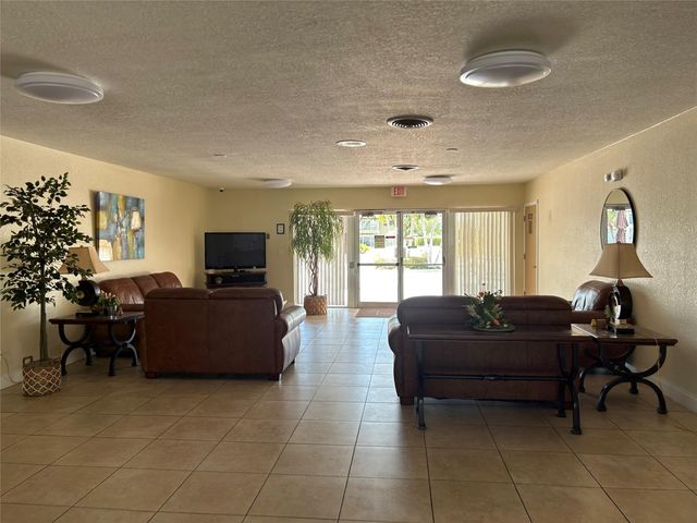 7805 NW 5th Court 202, Margate, FL 33063