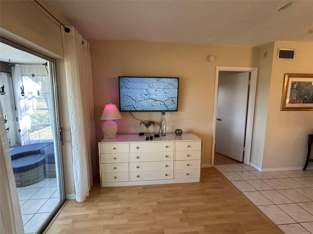 7805 NW 5th Court 202, Margate, FL 33063